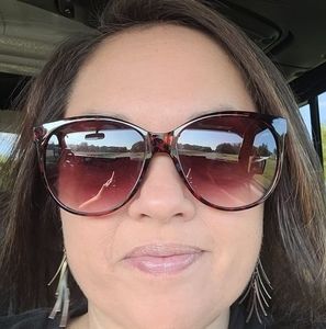 Meet your Posher, Jayne ann